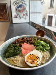 Trouver un restaurant spécialisé en chirashi